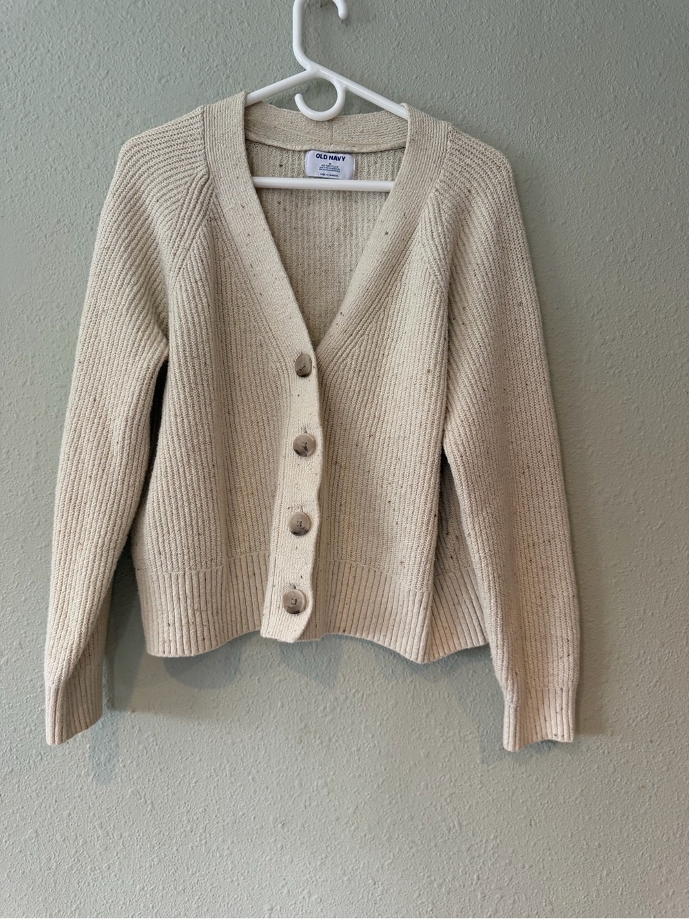 Old Navy Cream Ribbed V-Neck Button-Up Cardigan